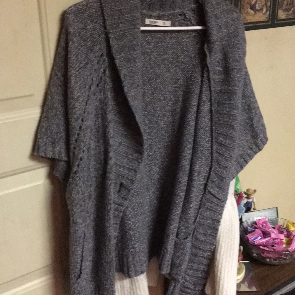 Sweater - Picture 2 of 4